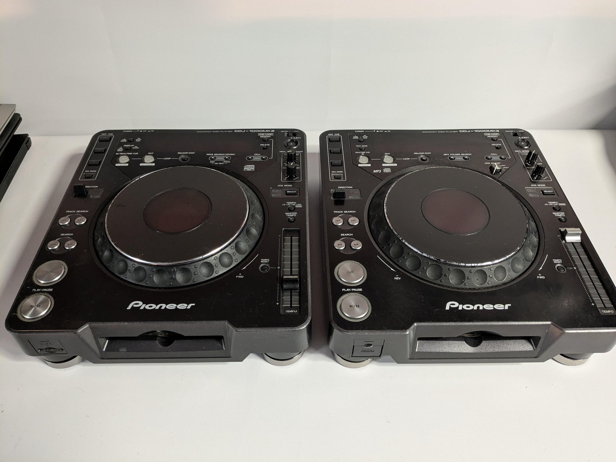 Pioneer CDJ-1000MK2 & CDJ-1000MK3 Pair