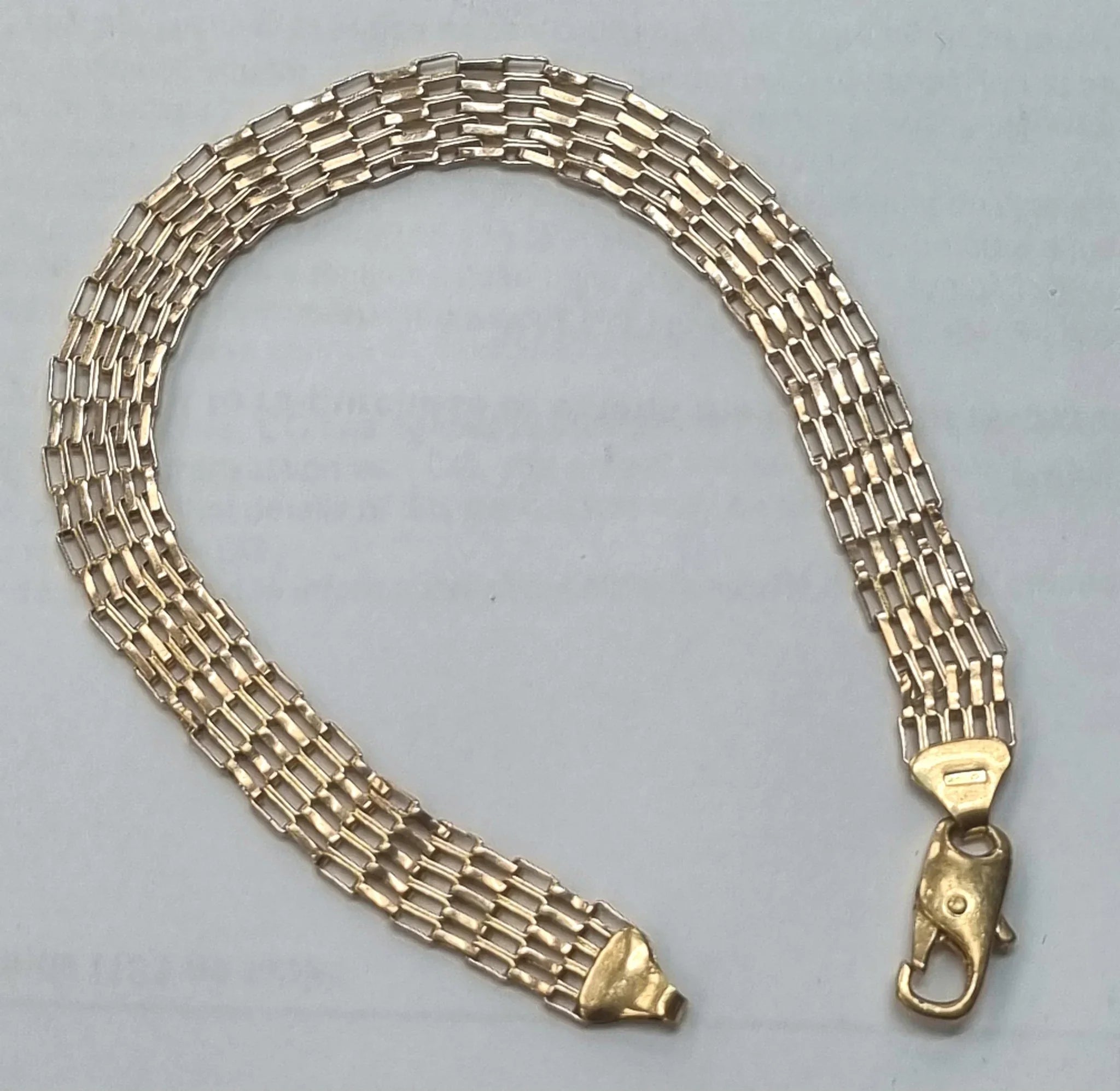 9ct Gold Gate Style Bracelet 7.5"