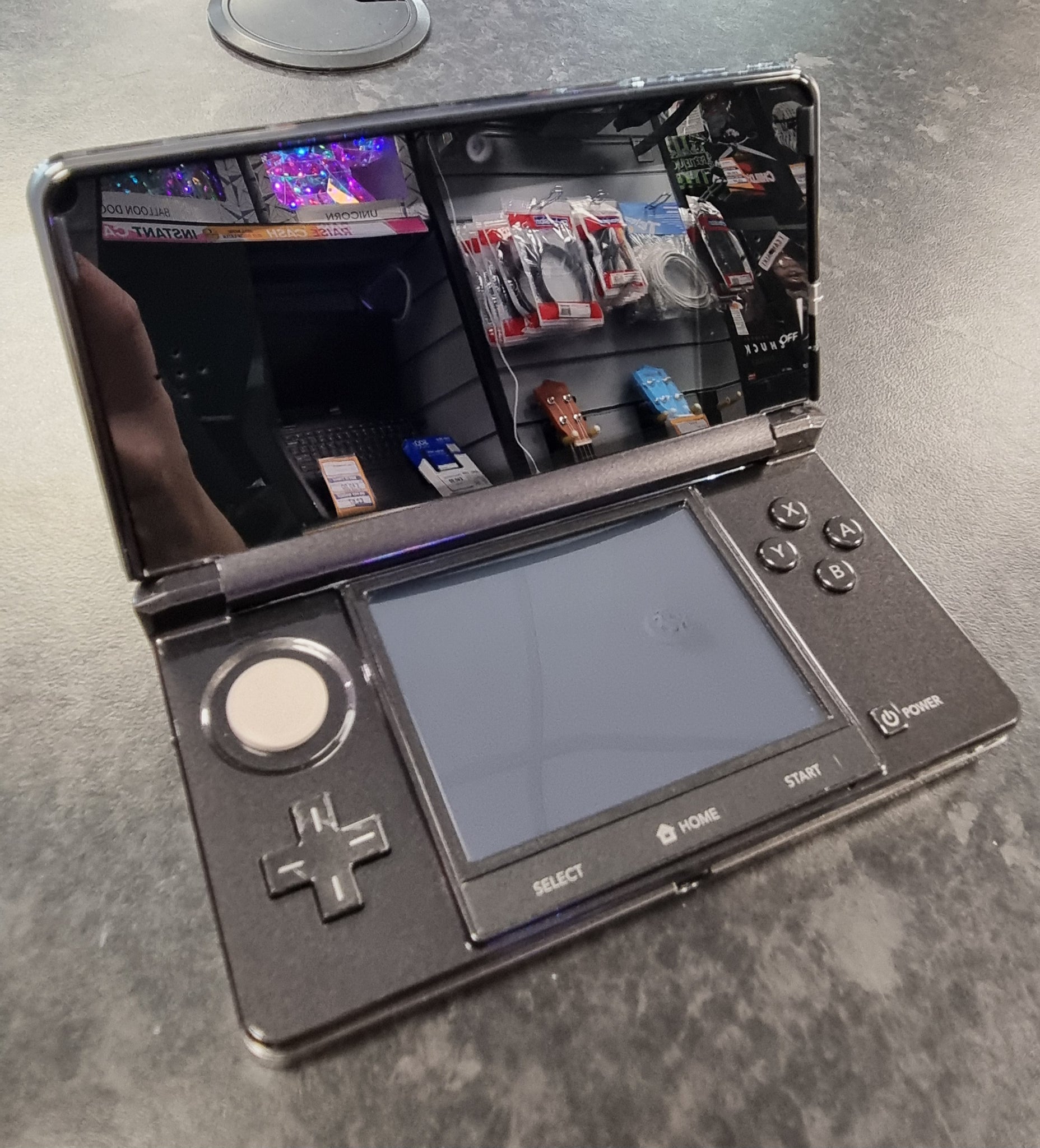 Nintendo 3ds console black