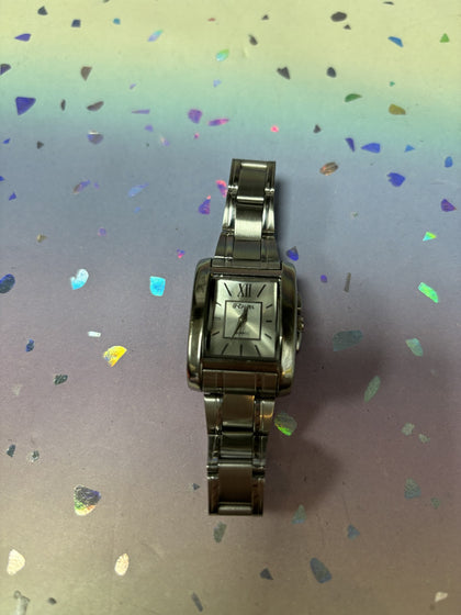 rave; quartz silver watch
