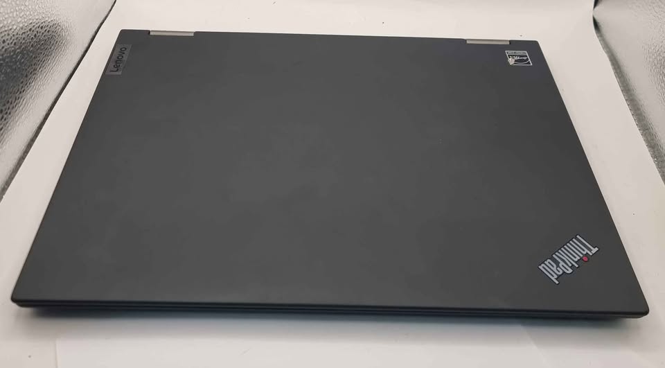 Lenovo X13 Yoga Gen 2 - i5-1145G7 - 16GB RAM - 512GB SSD - 13" - Windows 11 - Includes Charger