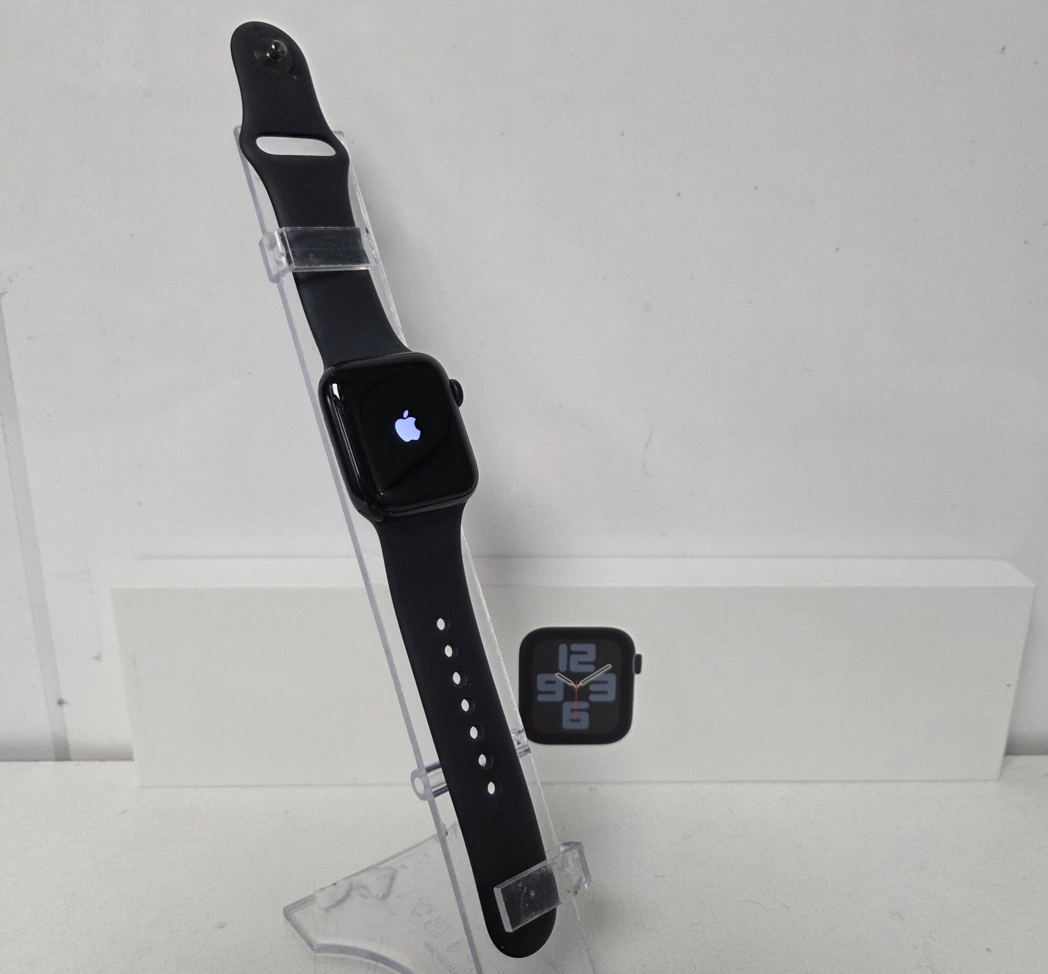 Apple Watch SE  2nd Generation - 40mm