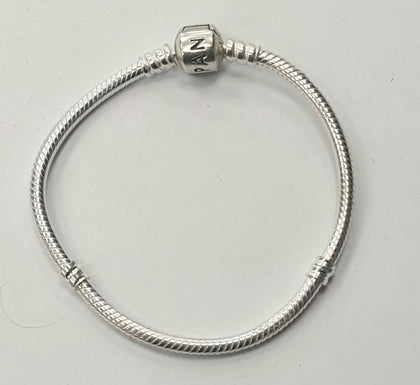 Pandora Bracelet 925 Silver 590702HV **New ** 17cm