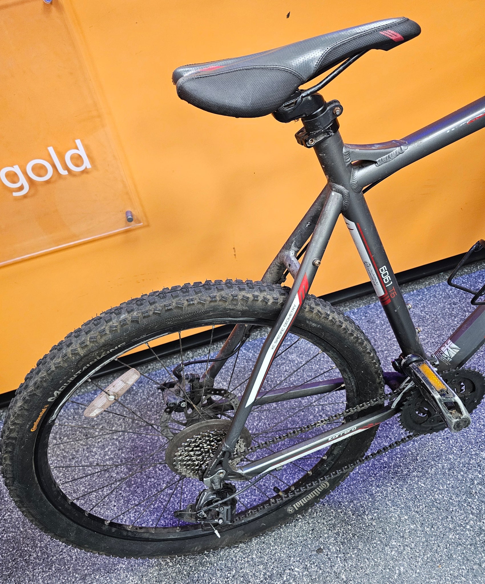 Carrera Vengeance 6061 t6 2013 21" Frame / 26"wheels **Collection Only**