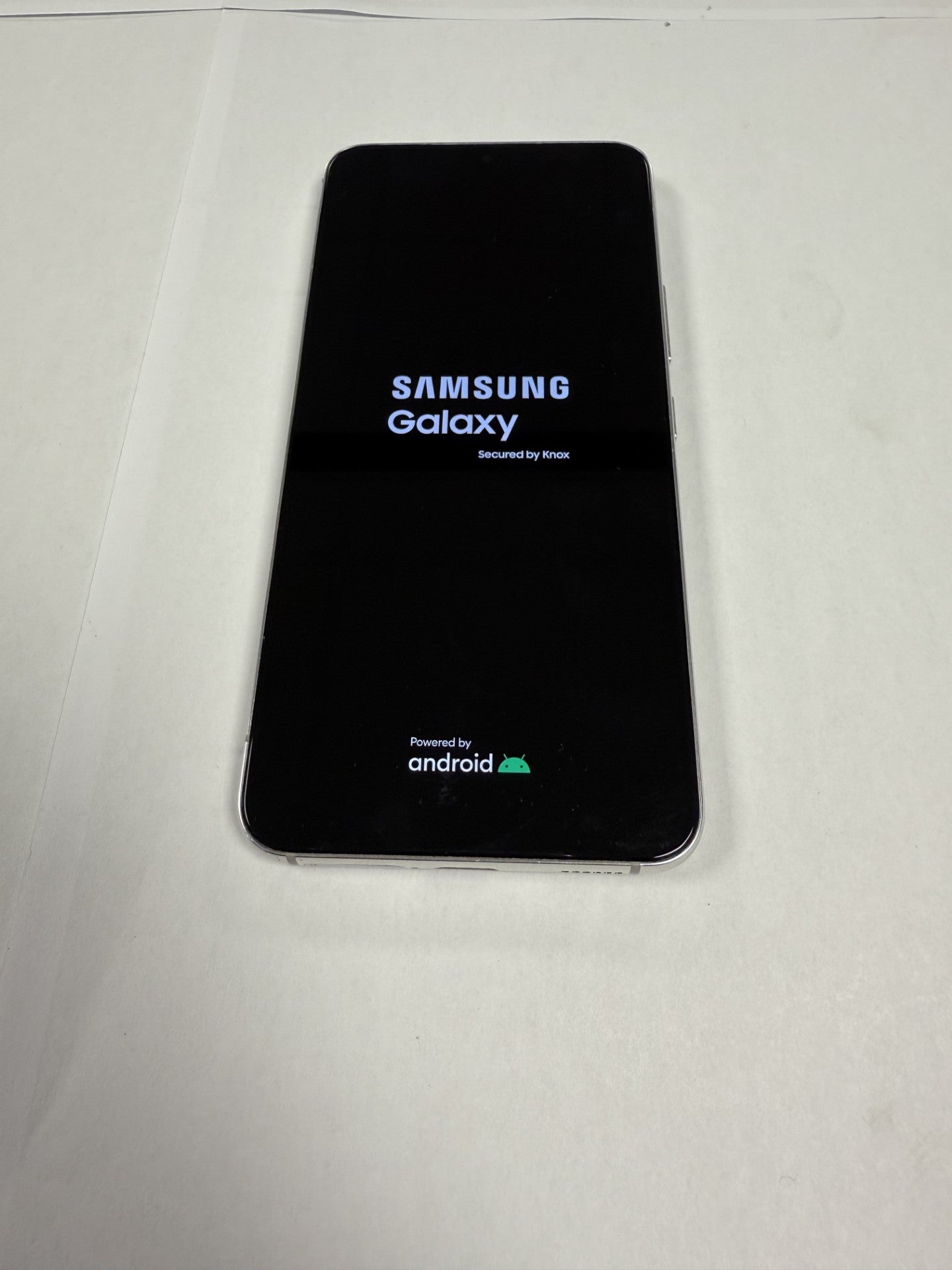 Samsung Galaxy S22 5G 256GB Phantom White