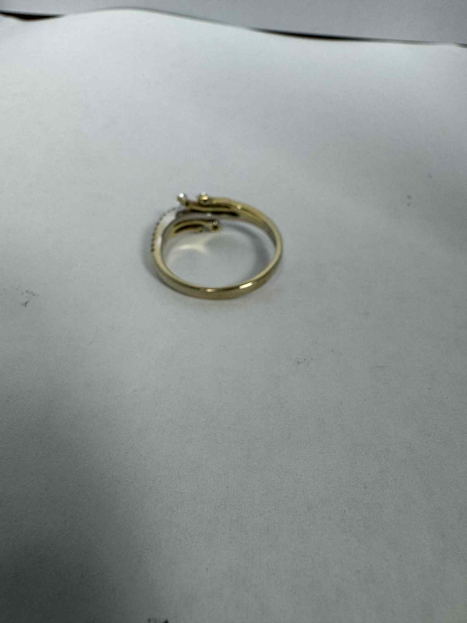 18ct gold ring (4.53g) (size S)