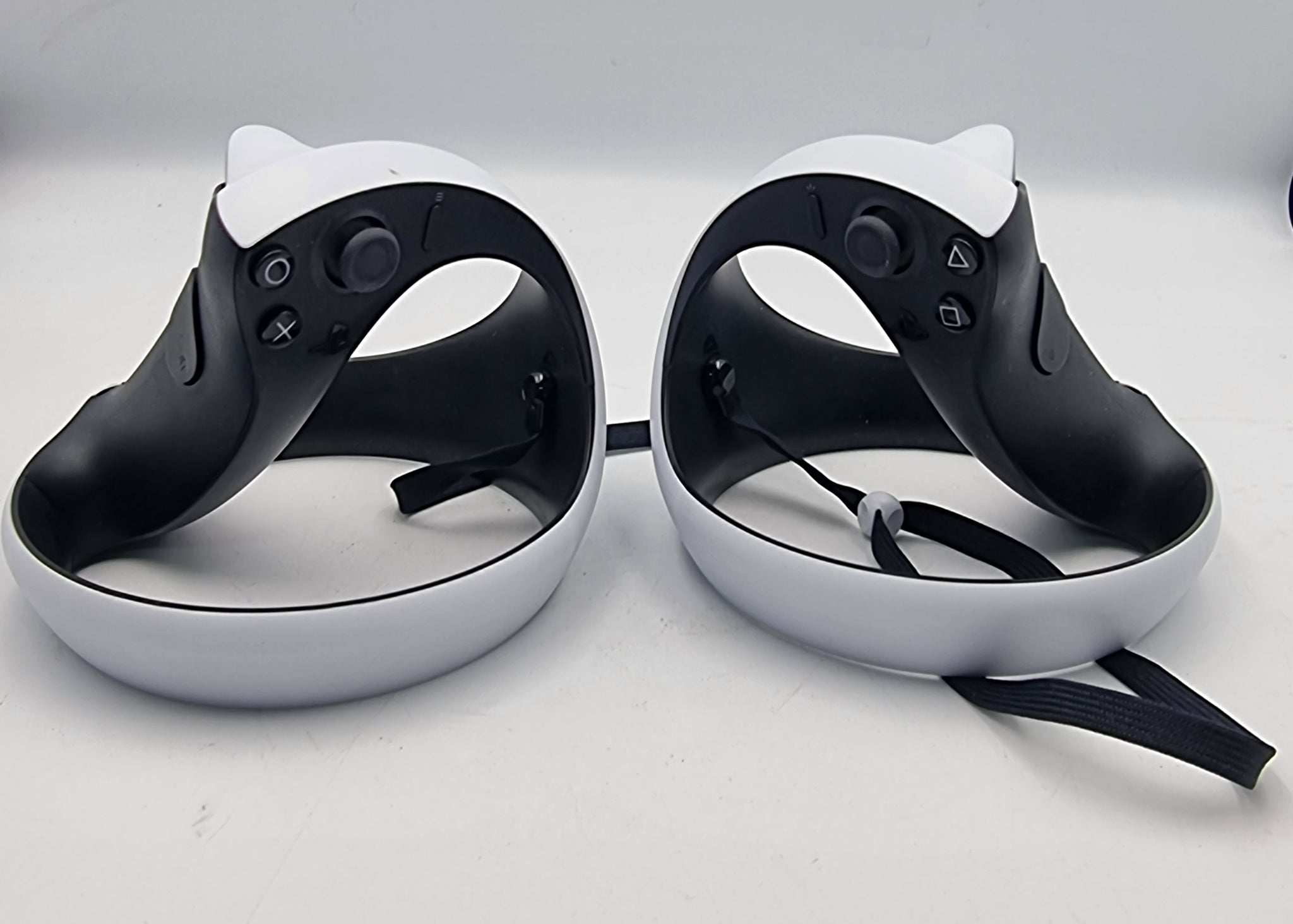 Sony PlayStation VR2 gaming headset with controllers BOXED