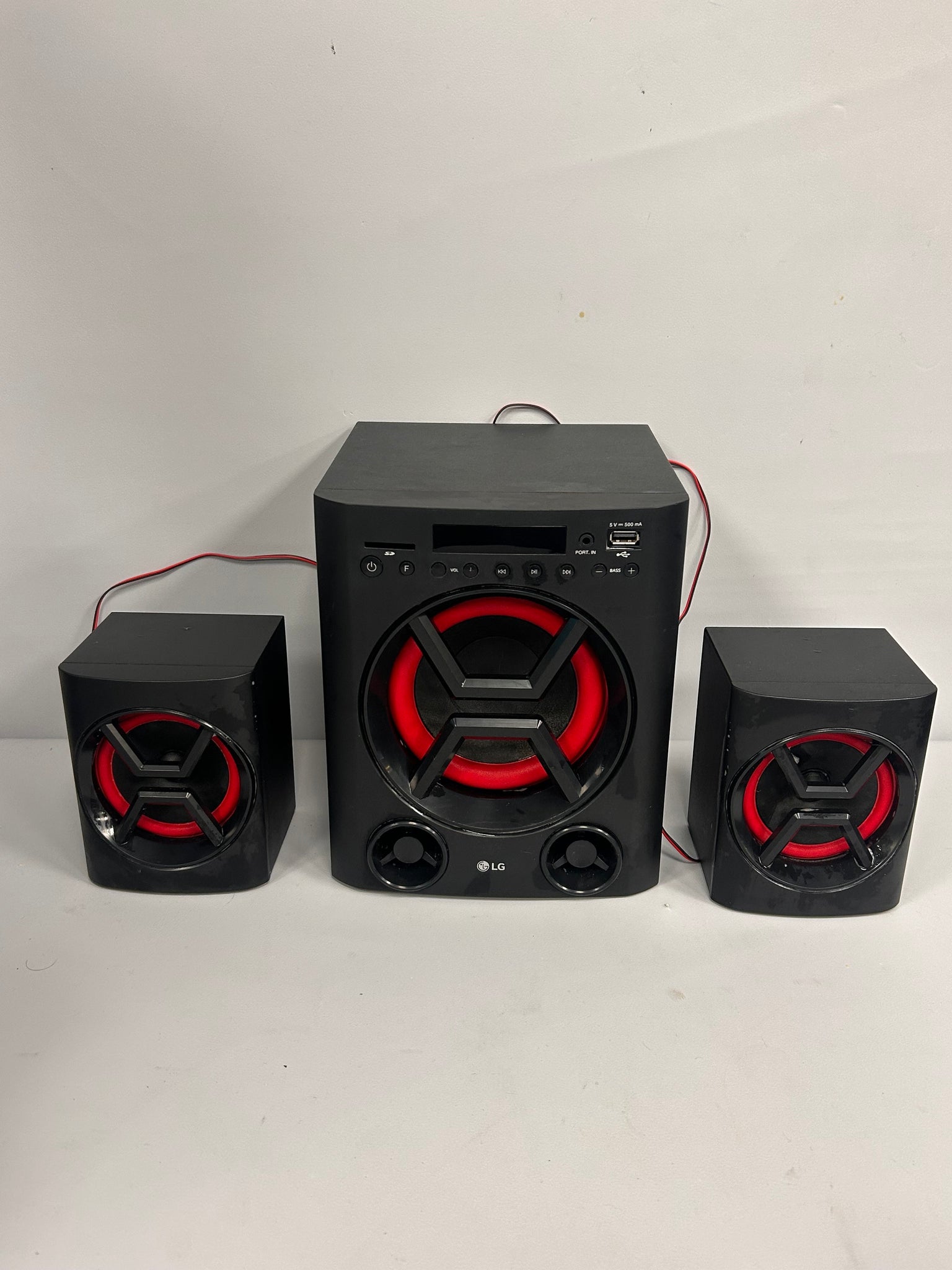 LG Lk72 40W Bluetooth Music System