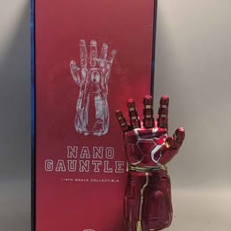 MARVEL - Avengers Endgame - Replica 1/4 - Nano Gauntlet - 19cm