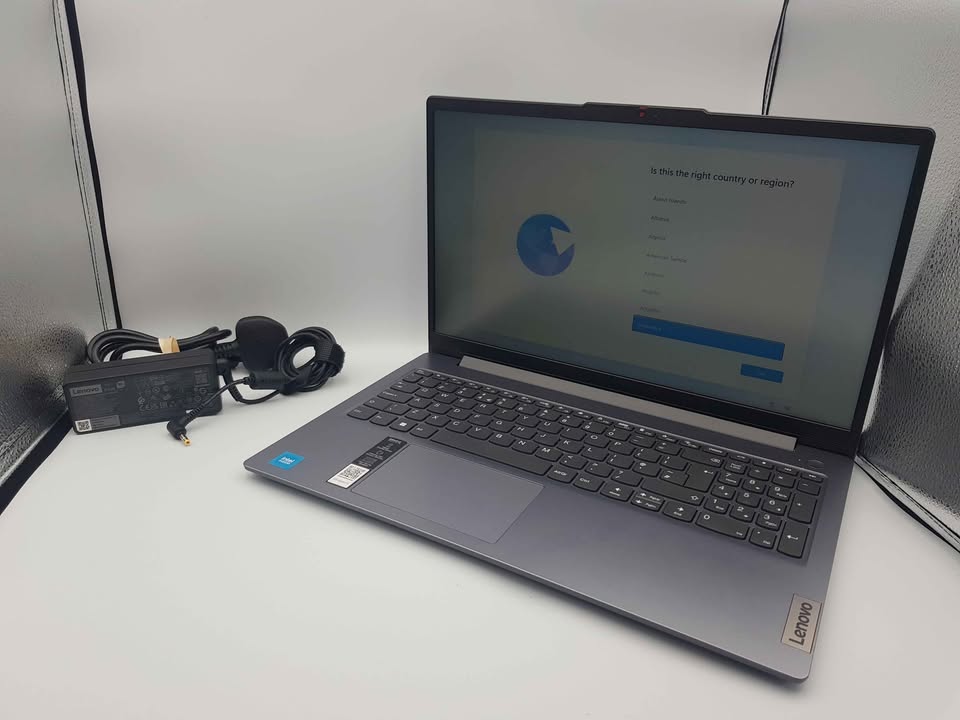Lenovo Ideapad Slim 3 151AN8/N100/4GB RAM/128GB SSD/15"/Windows 11, Unboxed With Charger