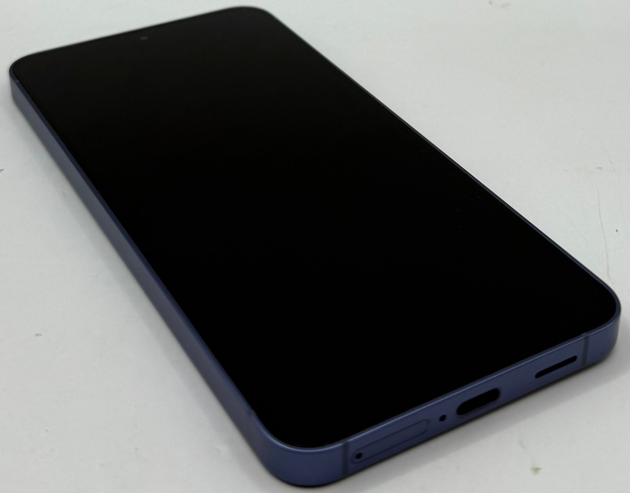 Samsung Galaxy S24 128GB Cobalt Violet Unlocked - Chesterfield