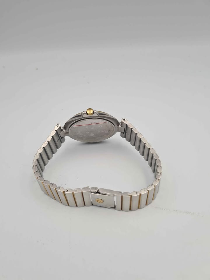 Dunhill Millennium 8000 Men's Vintage 36mm Vintage Quartz Watch - Unboxed With Steel Bracelet