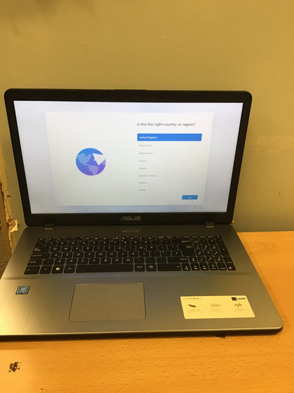 Asus Vivobook 17