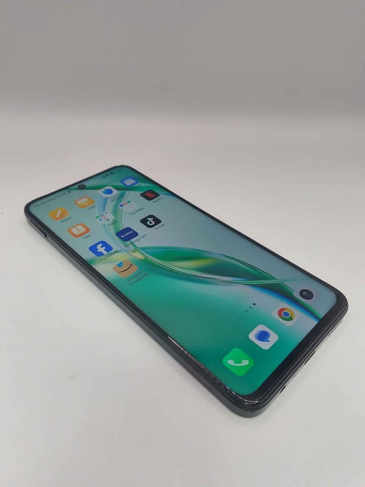 HONOR 200 (8GB + 256GB), Black, Unlocked, Unboxed