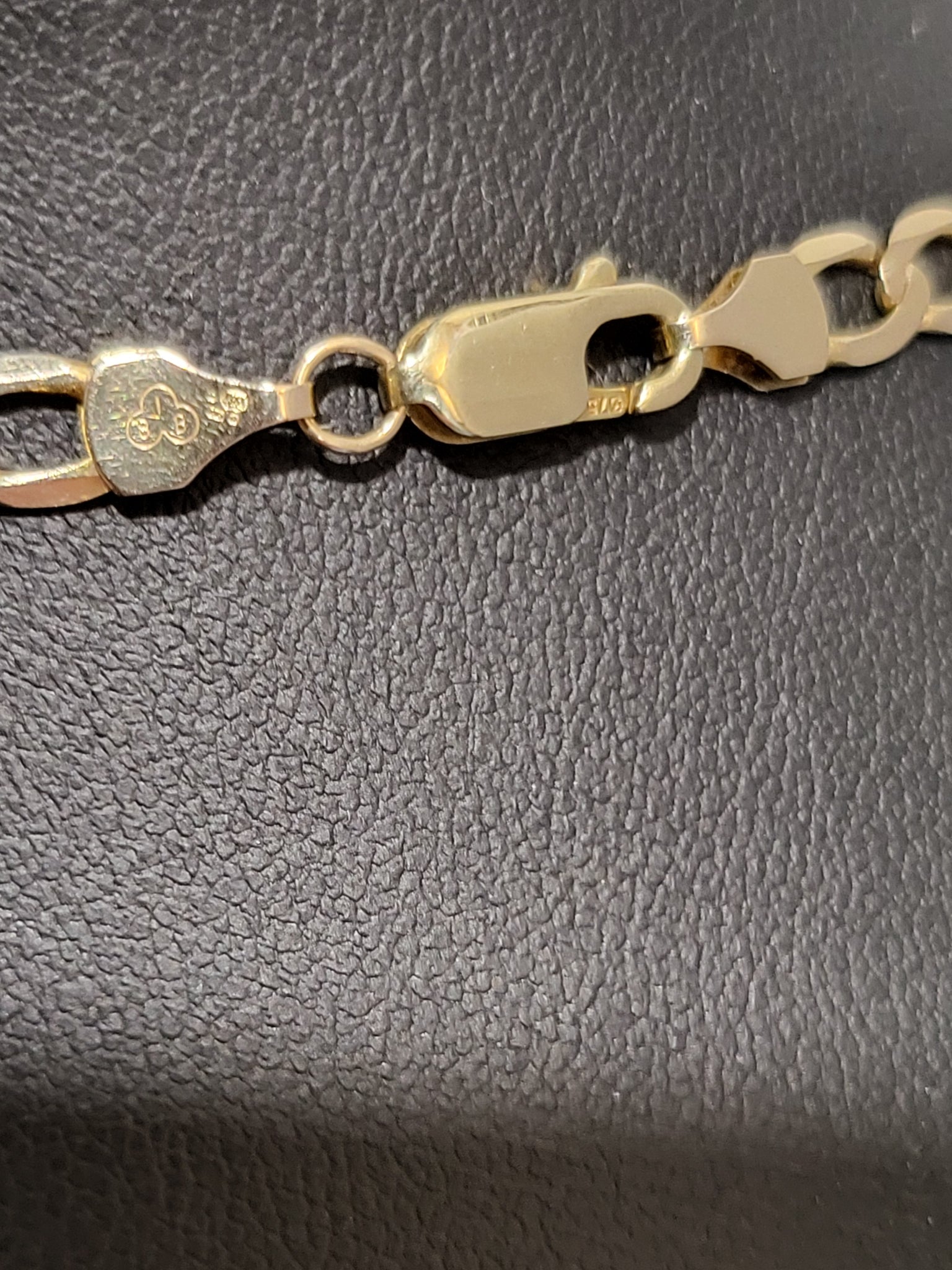 9ct Yellow Gold Flat Curb Link Chain - 18" - 9G