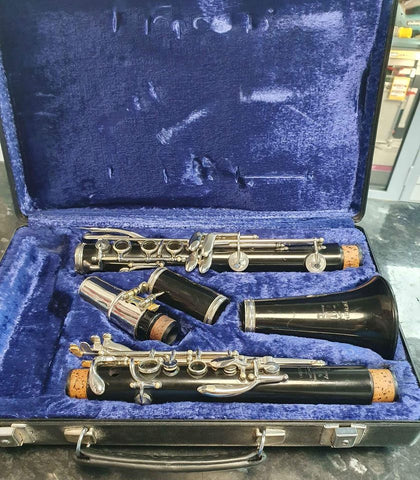 Boosey & Hawkes Regent II Clarinet with case