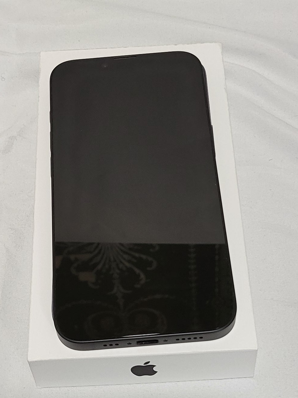 Apple iPhone 16e - 256GB - Black