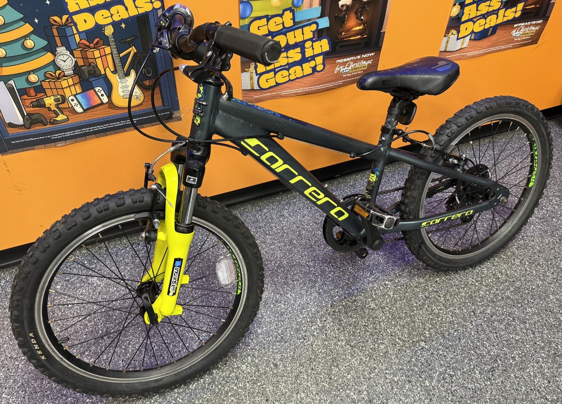 ** Collection Only ** Carrera Blast Junior Mountain Bike - 20" Wheel