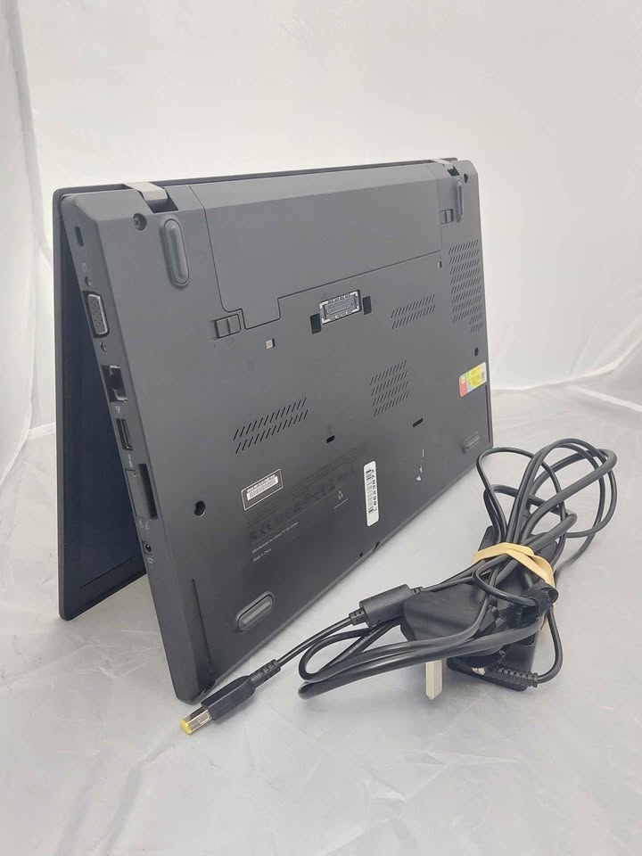 Lenovo T450, i7-5600U, 16GB Ram, 256GB SSD, 14" Screen, Windows 10