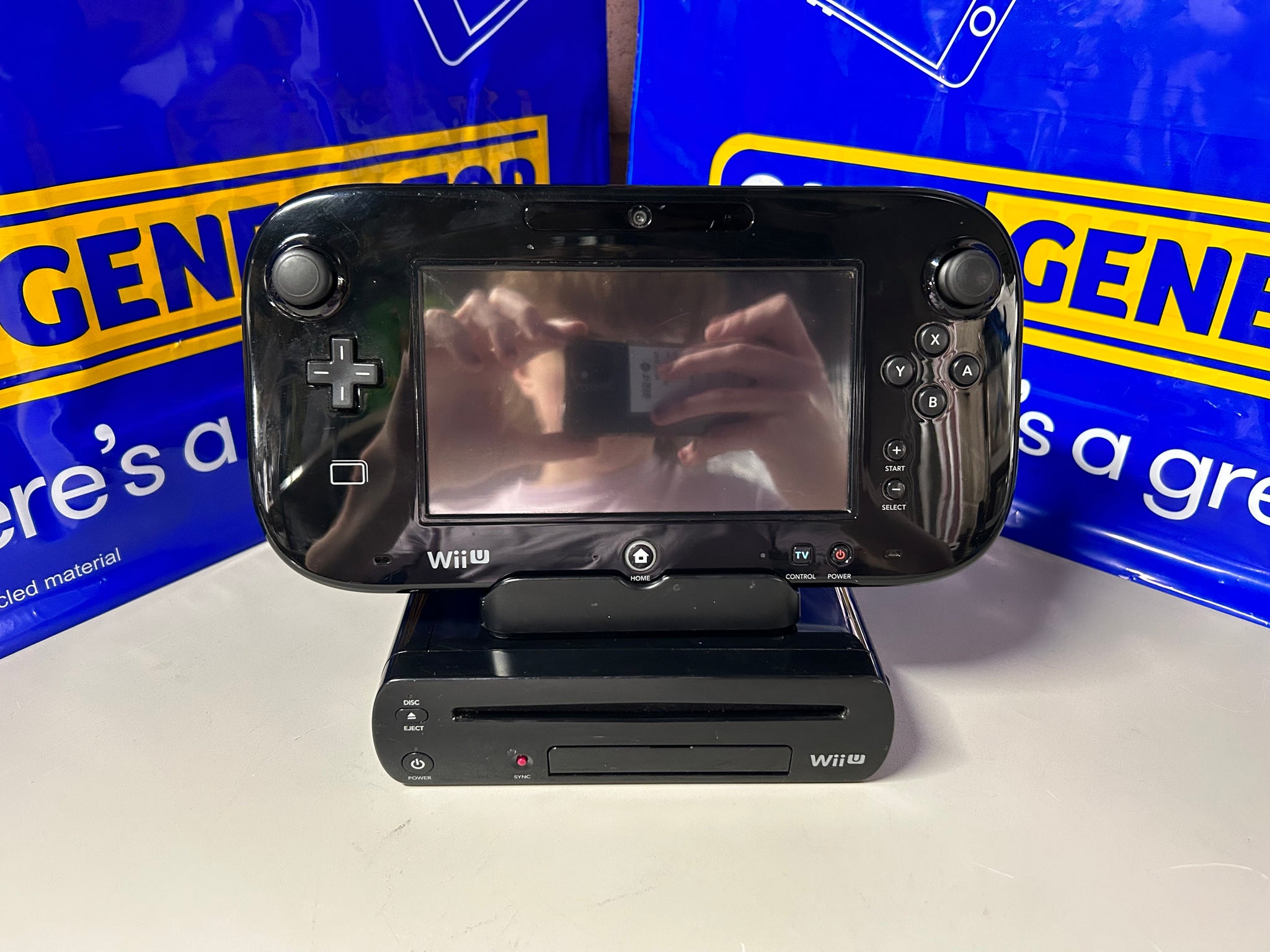 Wii U Console, 32GB Premium Black , Unboxed Grade C (Batman Arkham City: Armoured Edition)