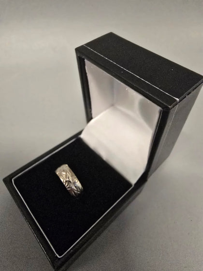 18ct Gold Ring 750 4.2G Size I