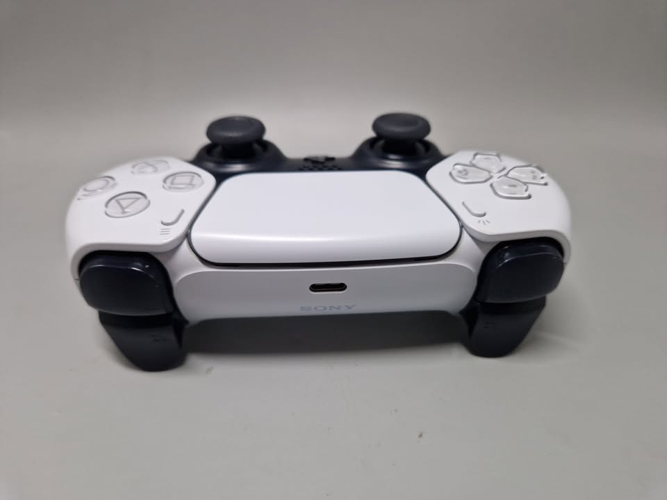 PS5 Official DualSense Controller White, B