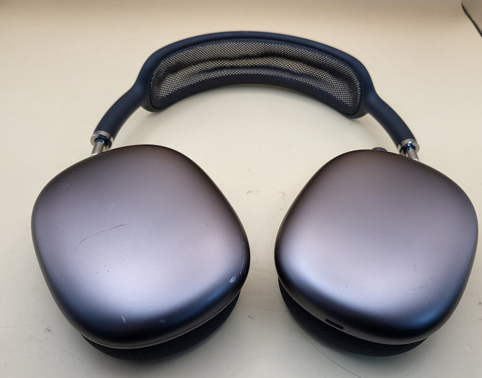 Apple AirPods Max (A2096) - Wireless Over-Ear Headphones - Space