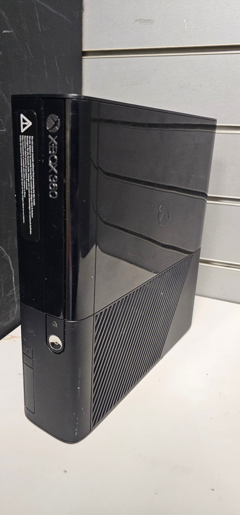 Xbox 360 E 500GB