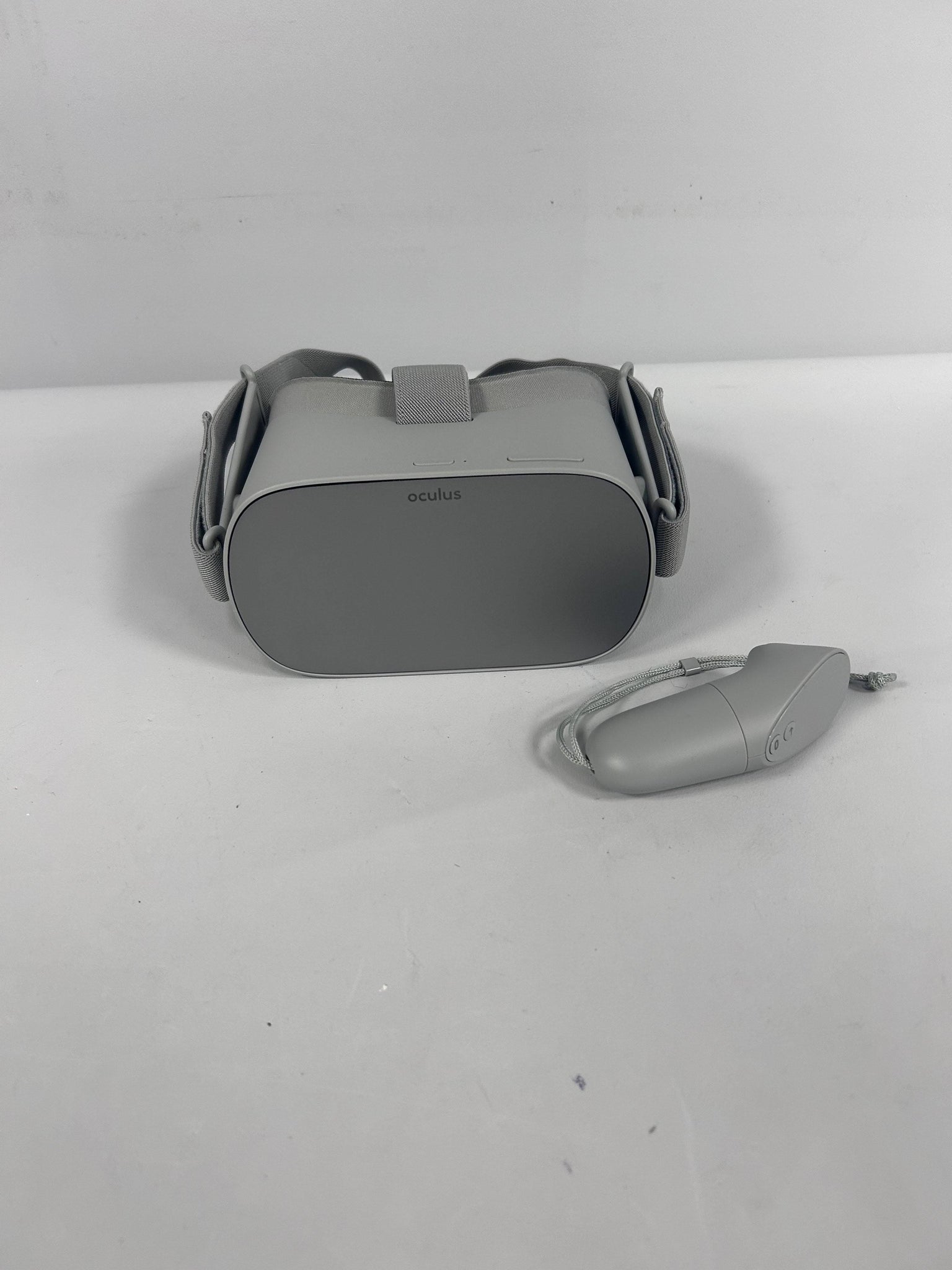 Meta Oculus Go 32gb Virtual Reality Headset