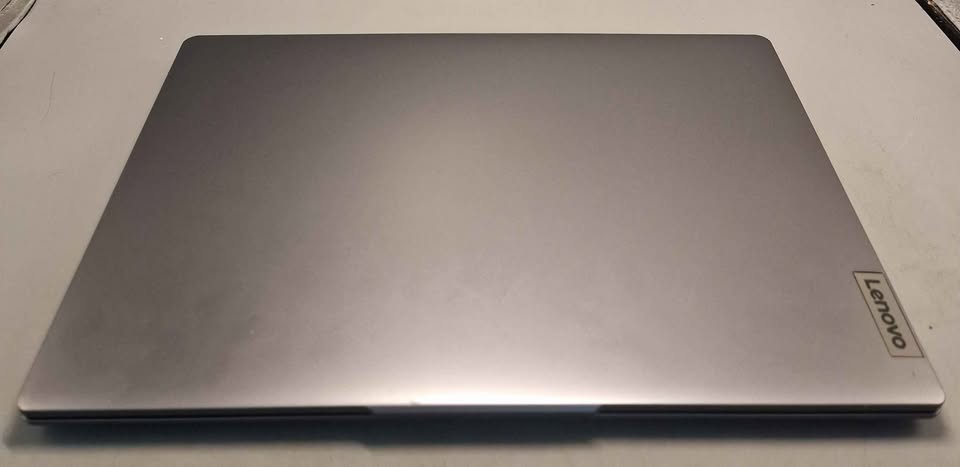 Lenovo IdeaPad Slim 3 15IAN8/N100/4GB Ram/128GB SSD/15"/W11/B
