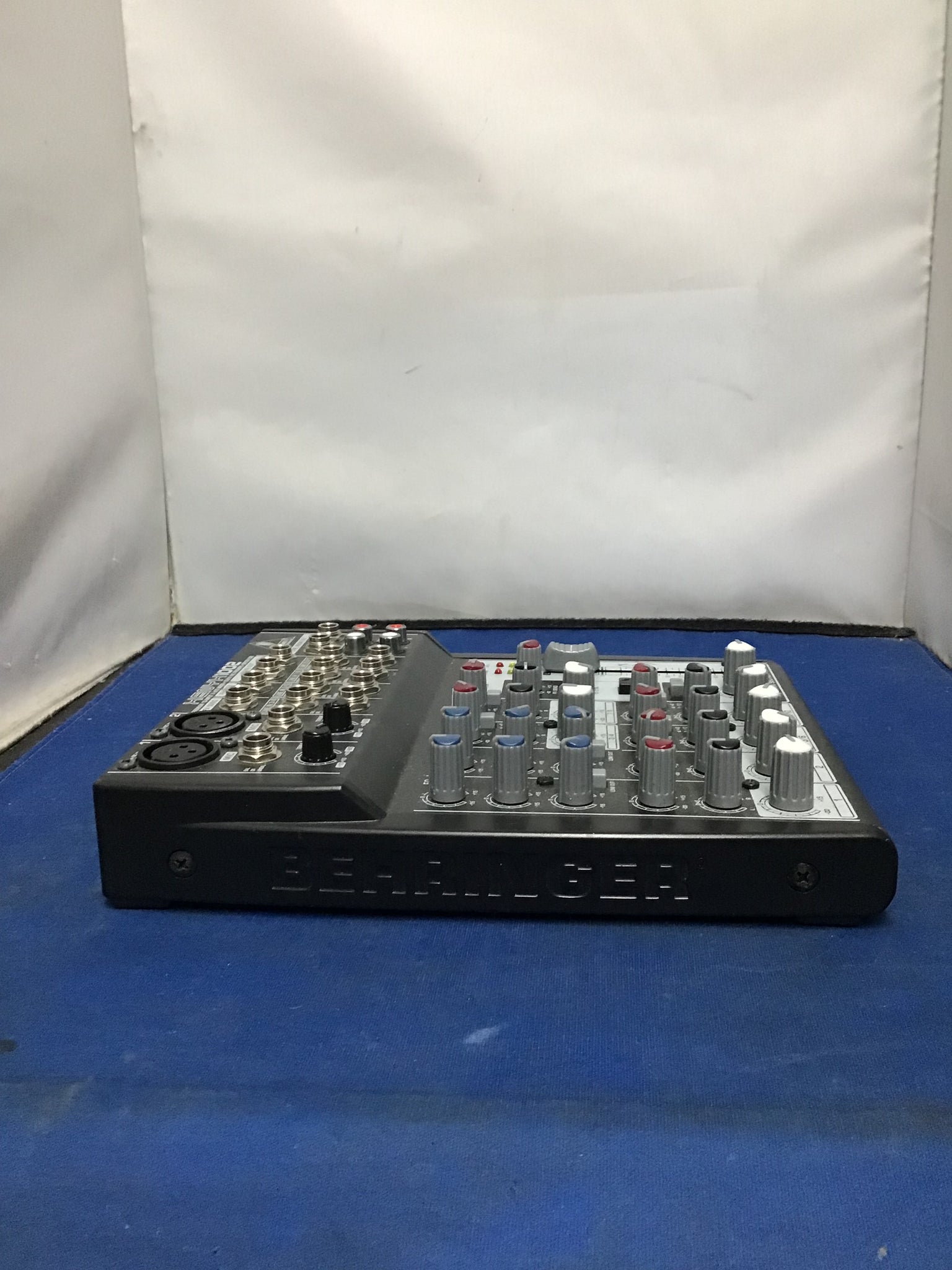 Behringer Xenyx 1002 Mixer