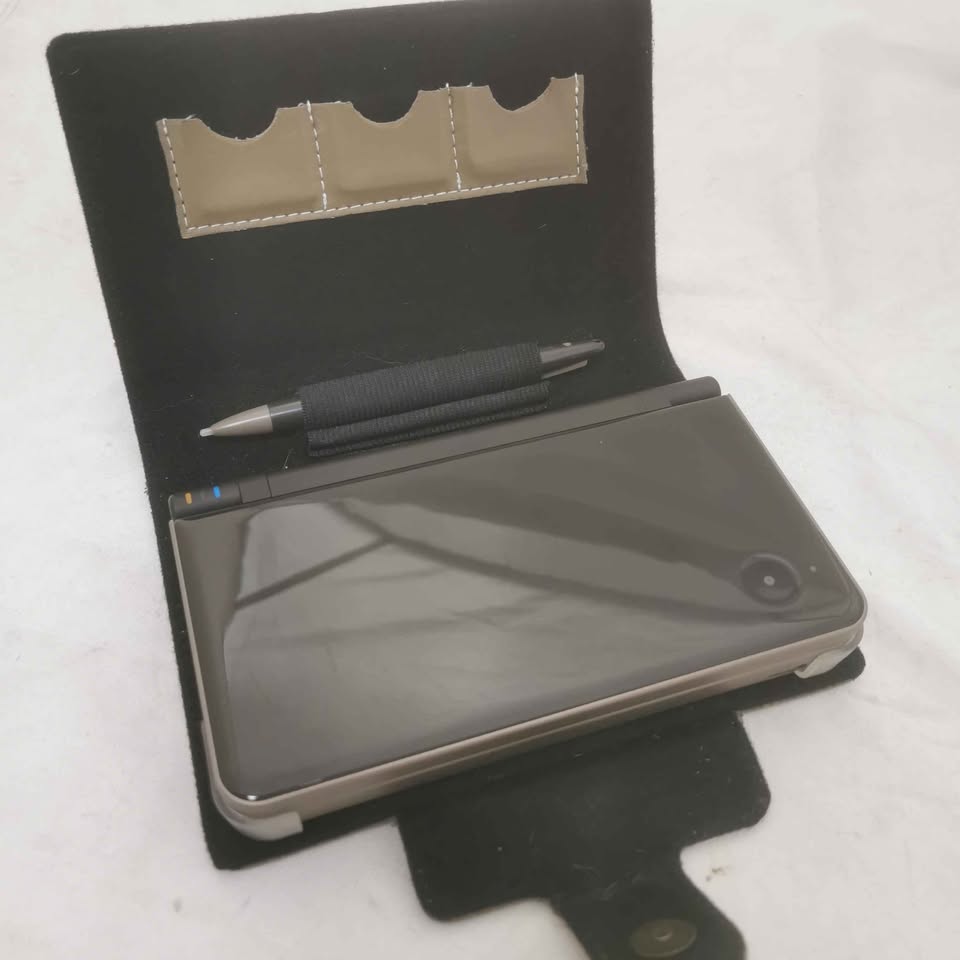 Nintendo DSi XL Console, Dark Brown, With 2 Extra Pens & 16 Game Bundle With Nintendo Case