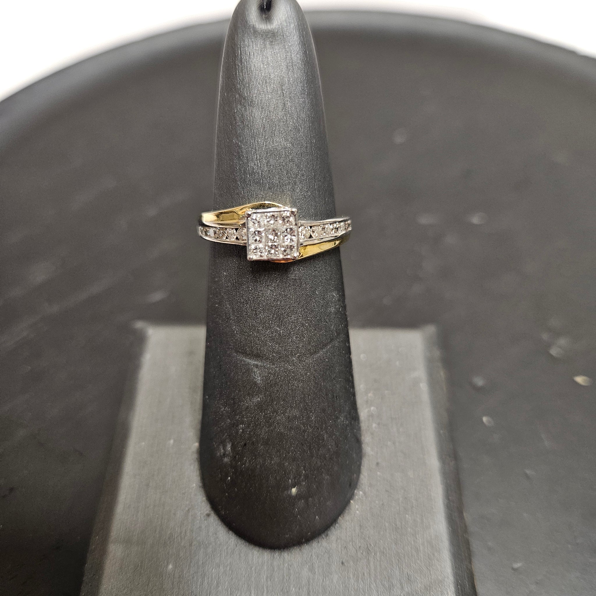 18ct Yellow Gold .5 Diamond Ring