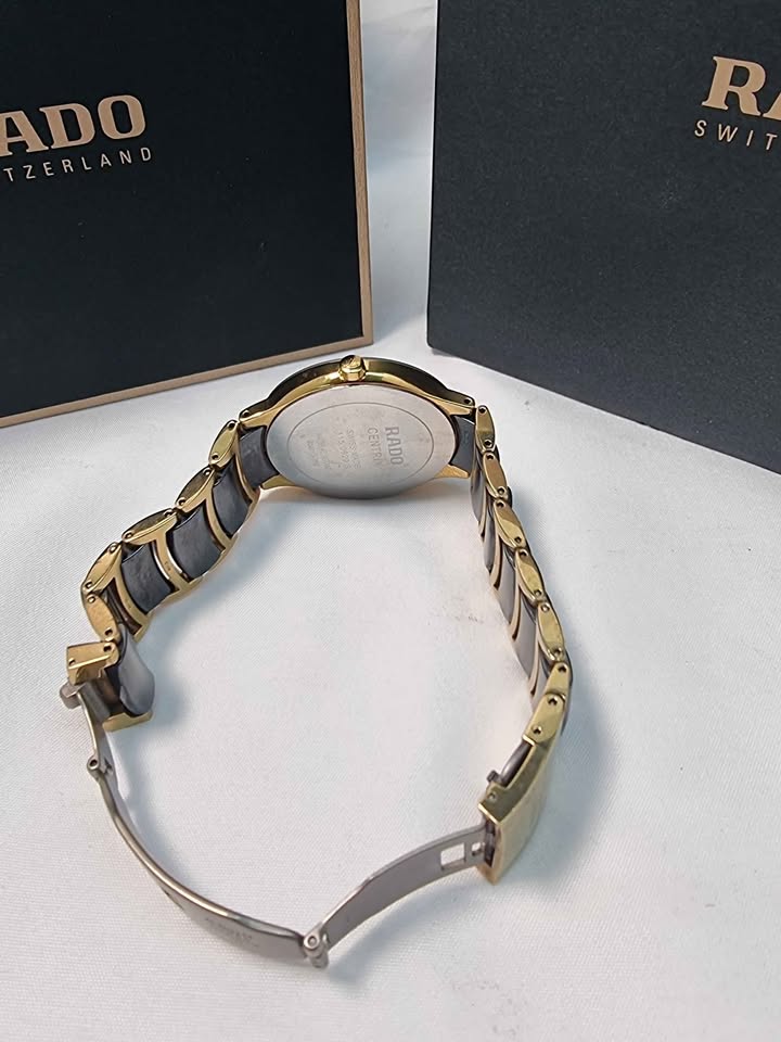 Rado Mens Centrix Quartz R30929152 Mens Dress Watch With Steel Bracelet Boxed With Stamped Card