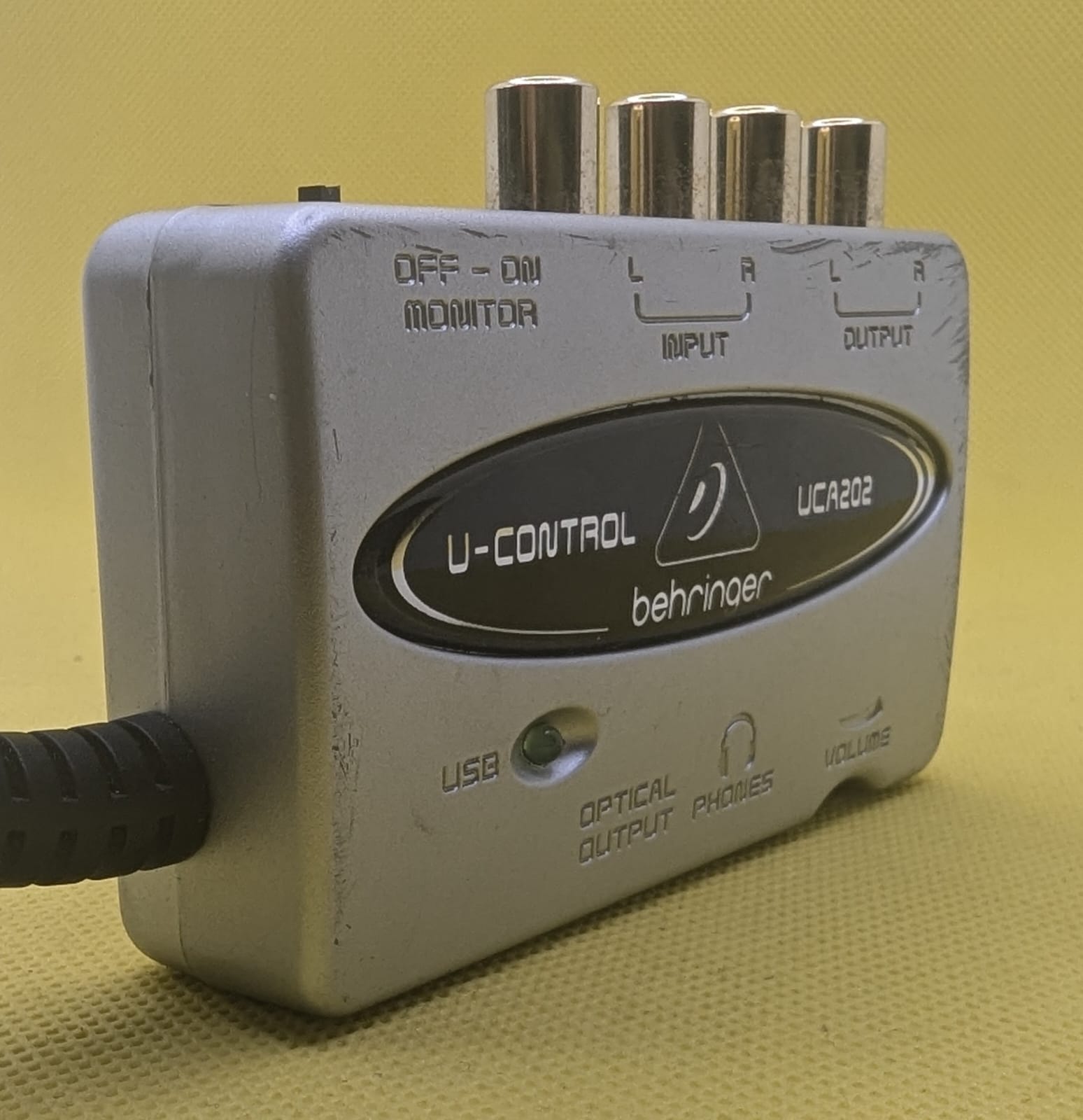 ***SALE***Behringer UCA202 U Control Audio Interface