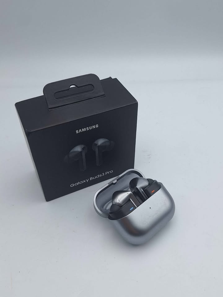 Samsung Galaxy Buds3 Pro Noise Cancelling Earphones - Boxed | Cash