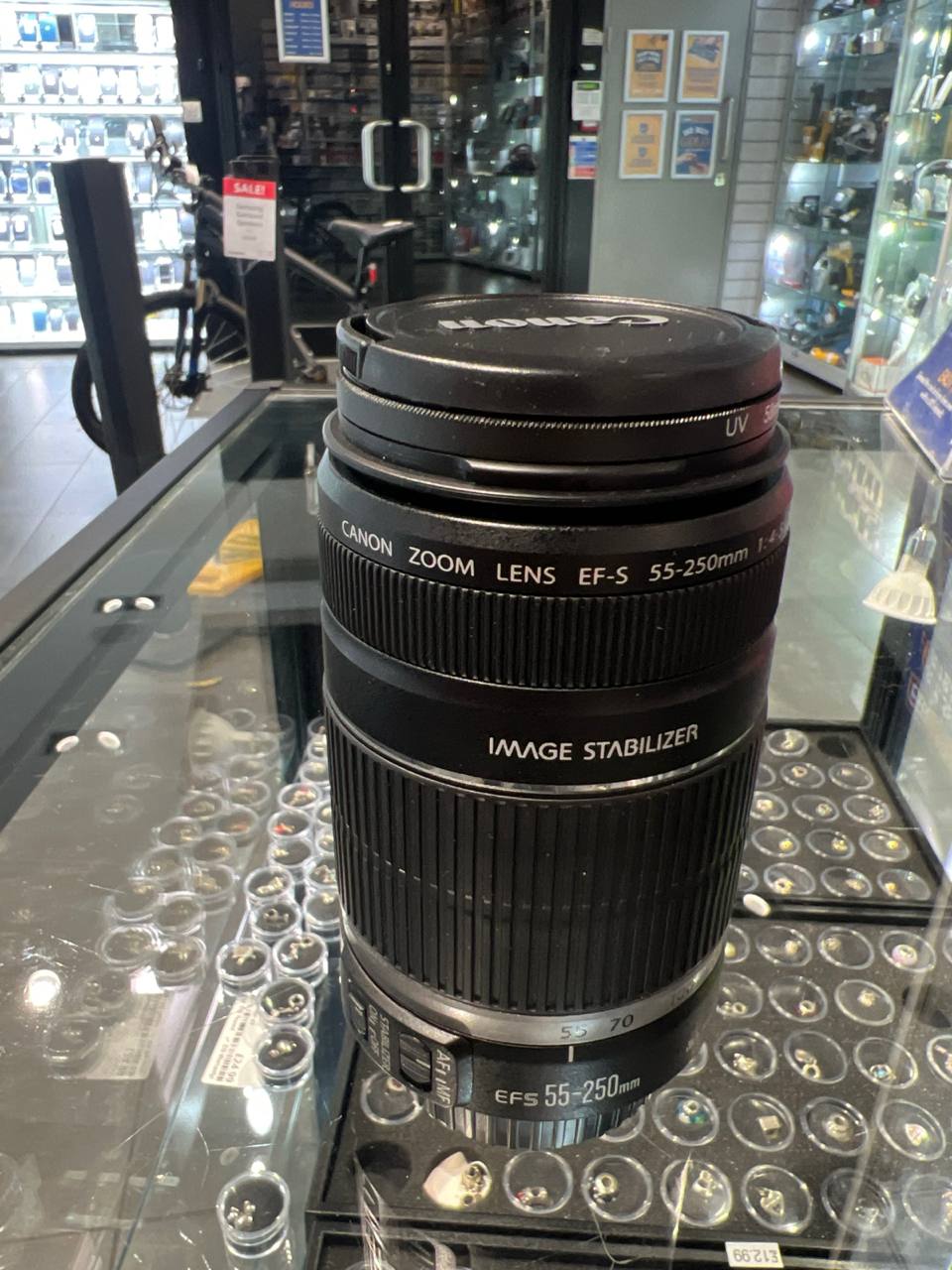 Canon EF-S 55-250mm f/4-5.6 Is STM Telephoto Zoom Lens with Caps and Hood