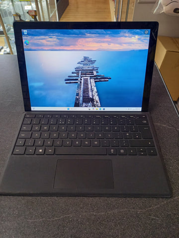 Microsoft Surface Pro 7+