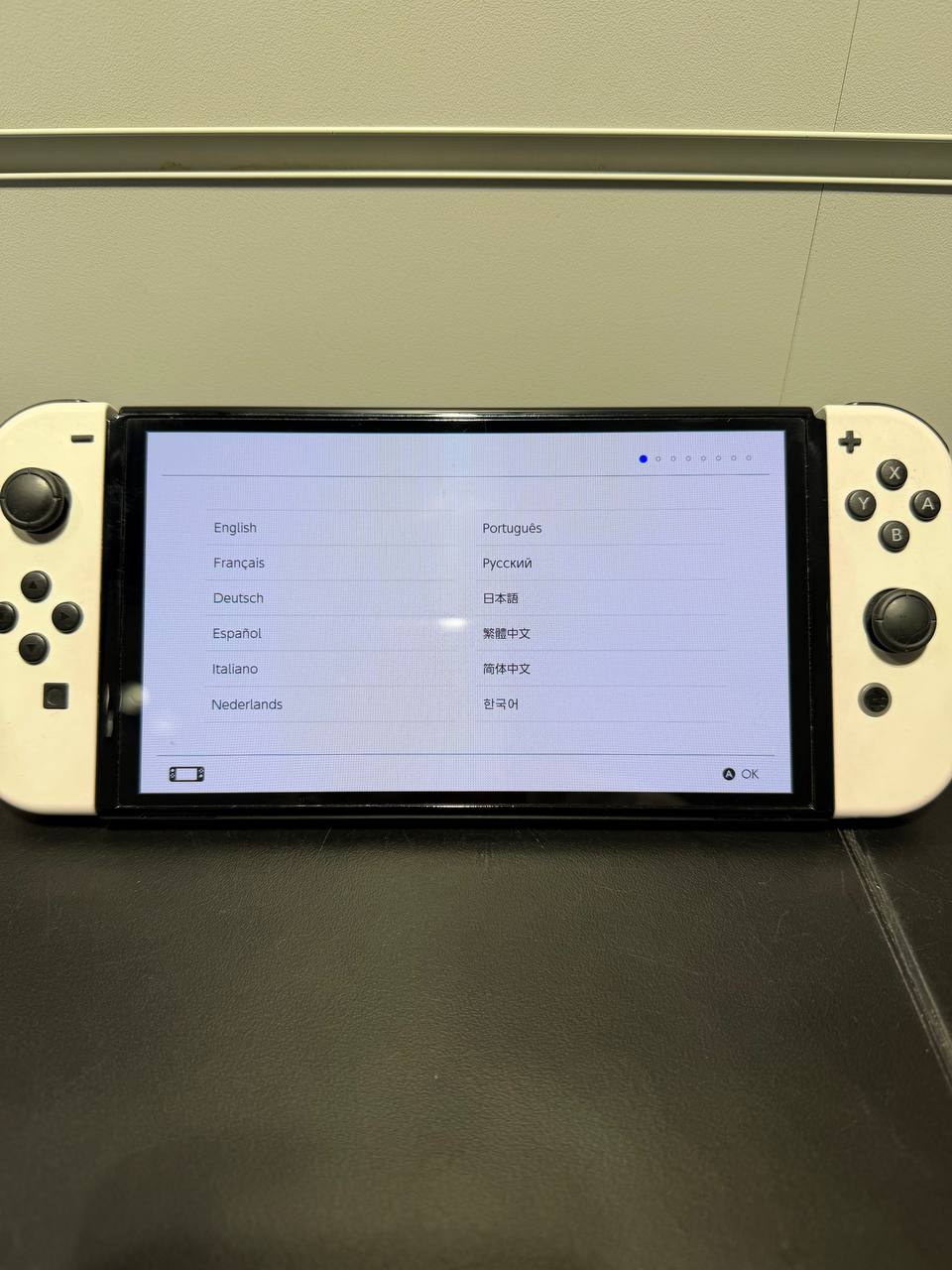 Nintend Switch OLED No Dock With Charger & Case