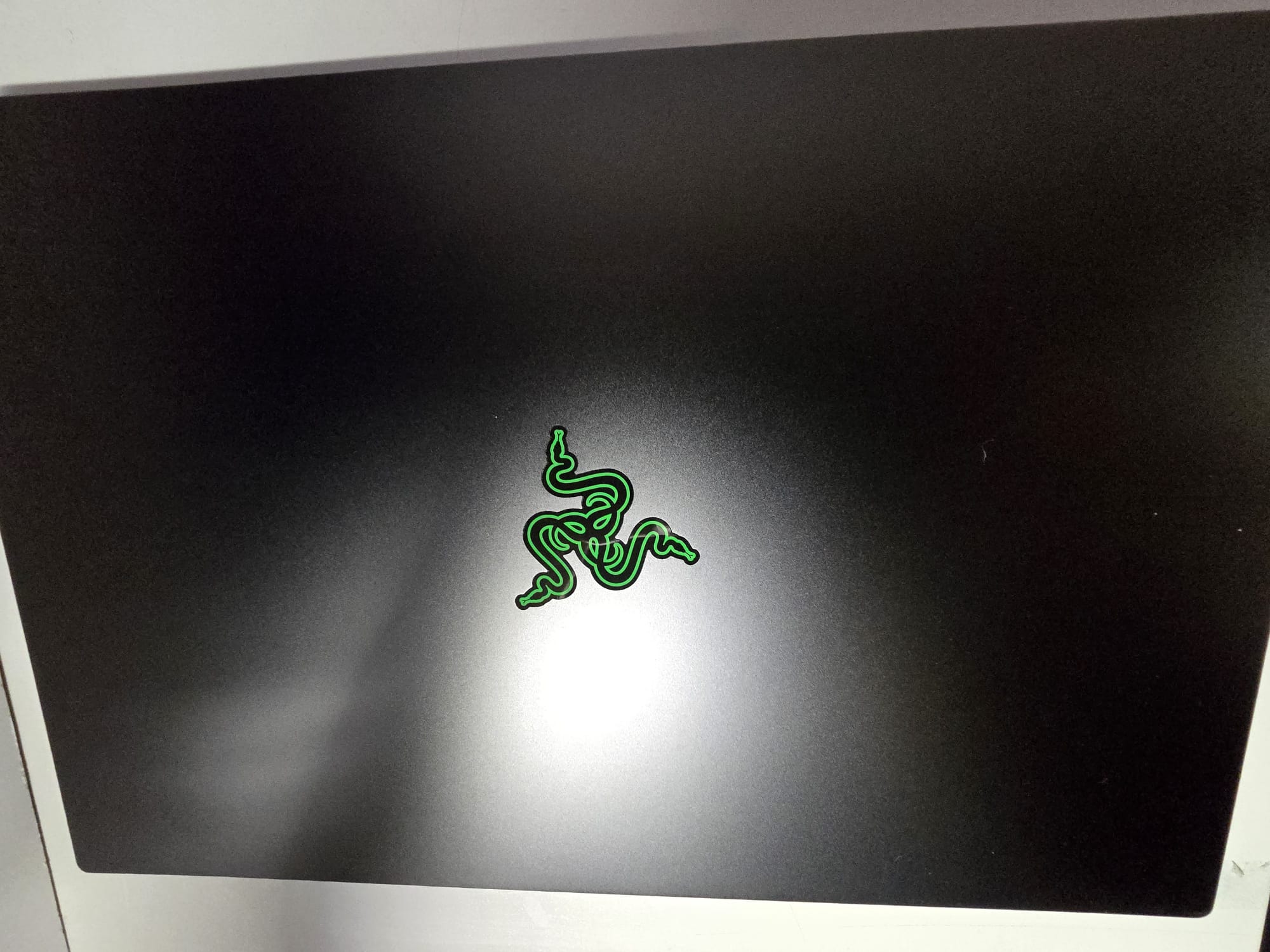 Razer Blade 15 i7-12800H 16GB Ram 1TB SSD RTX 3070Ti 15"240Hz W11