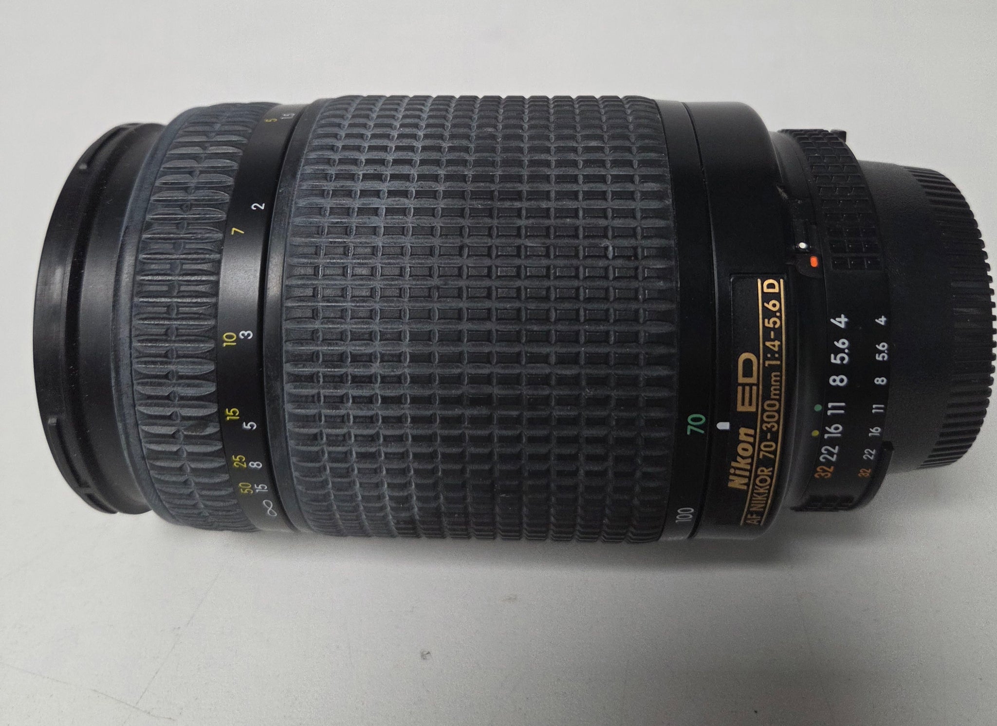 Nikon 70-300mm f4-5.6D ED AF Nikkor Lens