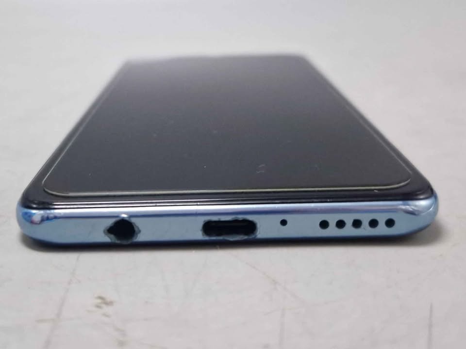 Huawei P30 Lite 256GB Breathing Crystal, Locked to EE