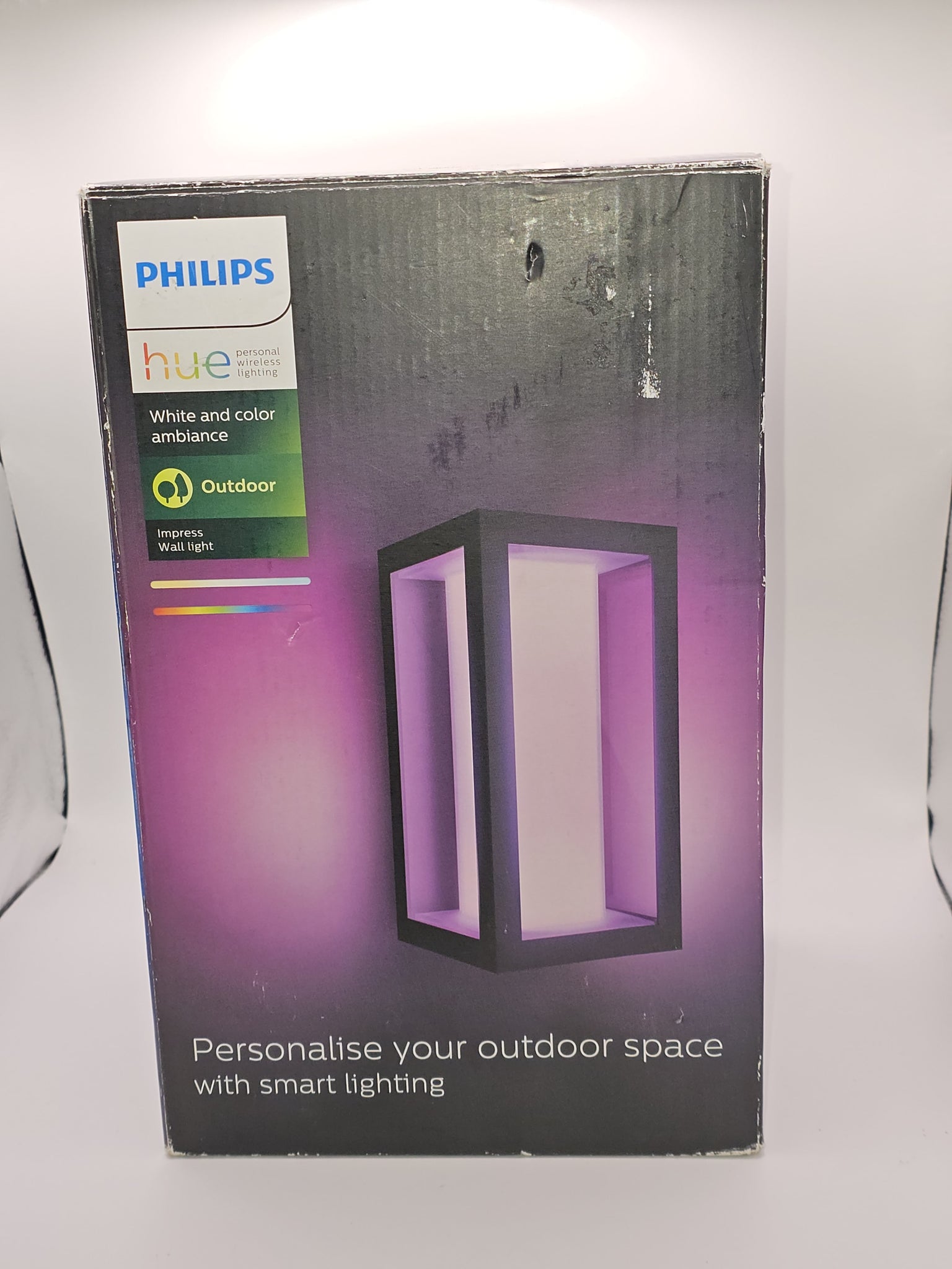 PHILIPS IMPRESS HUE LIGHTING