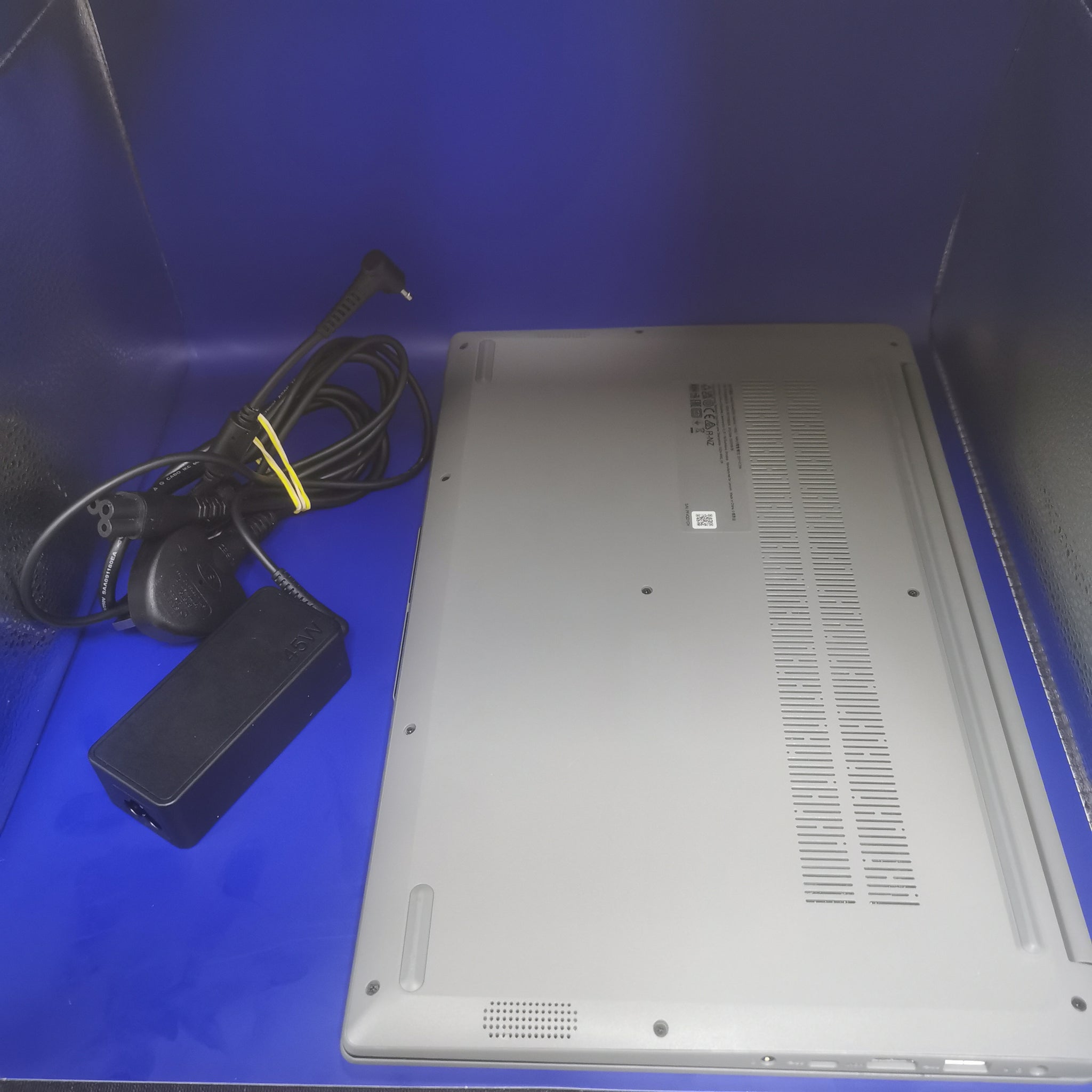 Lenovo IdeaPad 1 15IGL7 N4020 4GB Ram 128GB SSD 15" screen Windows 11