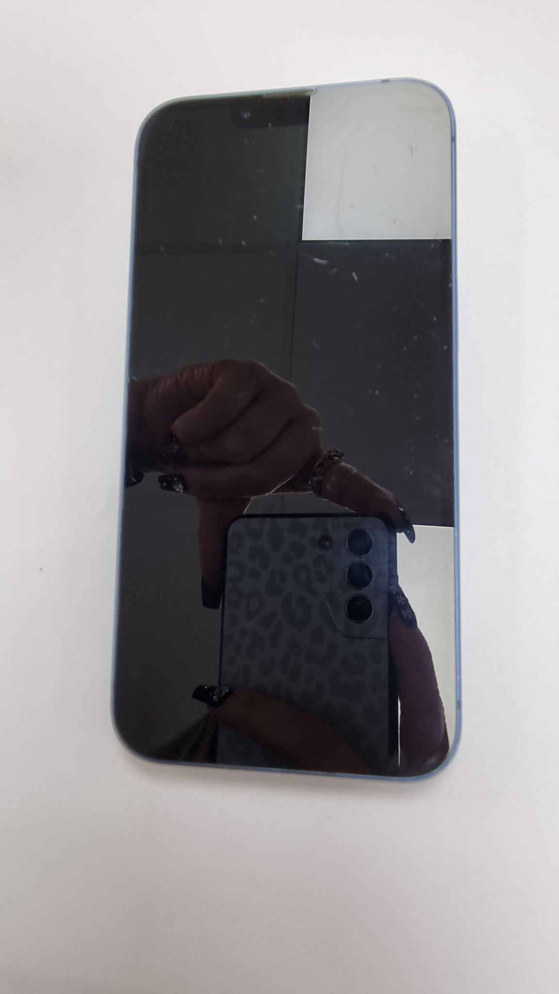 Apple iPhone 13 (128GB) - Blue