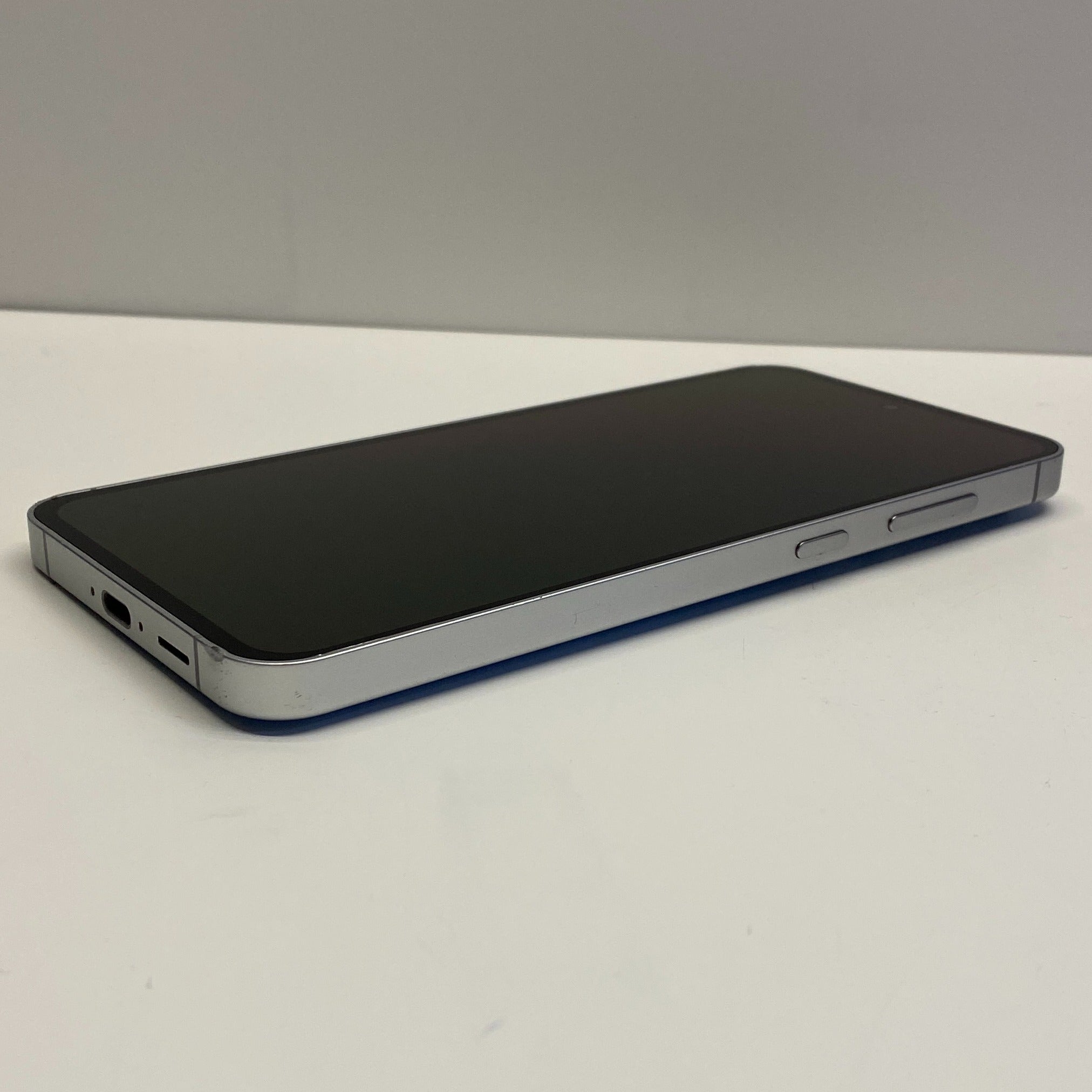 Samsung Galaxy S24 FE Unlocked Model SM-S721B/DS 128GB