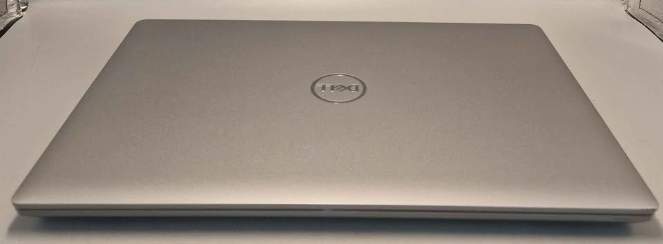 Dell 3571/i7-12800H/32GB RAM/512GB SSD/15"/W10/B