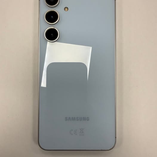 Samsung S24 FE - Unlocked - 128gb