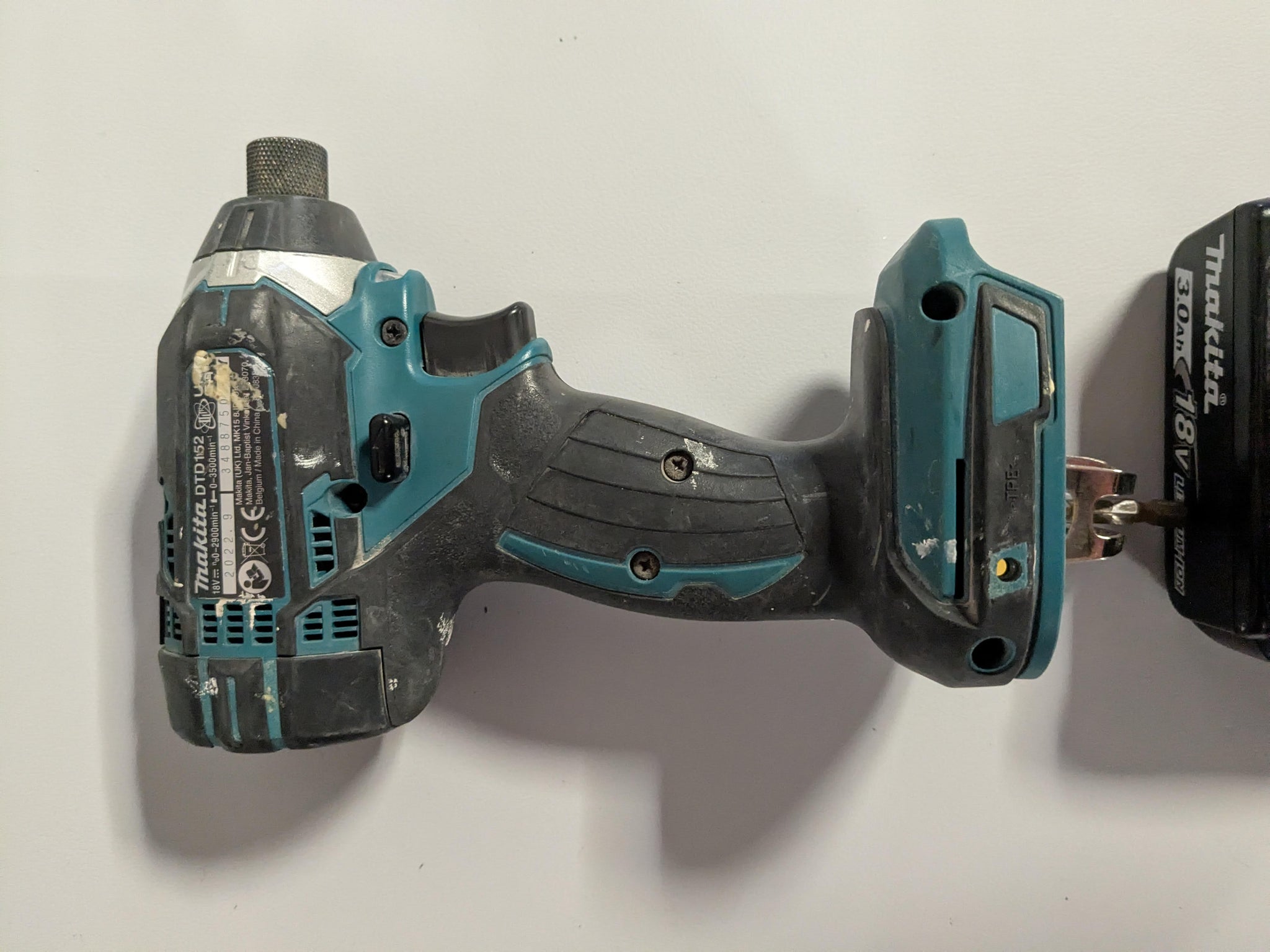 Makita DTD152 18V LXT Cordless Impact Driver (Body & Battery)