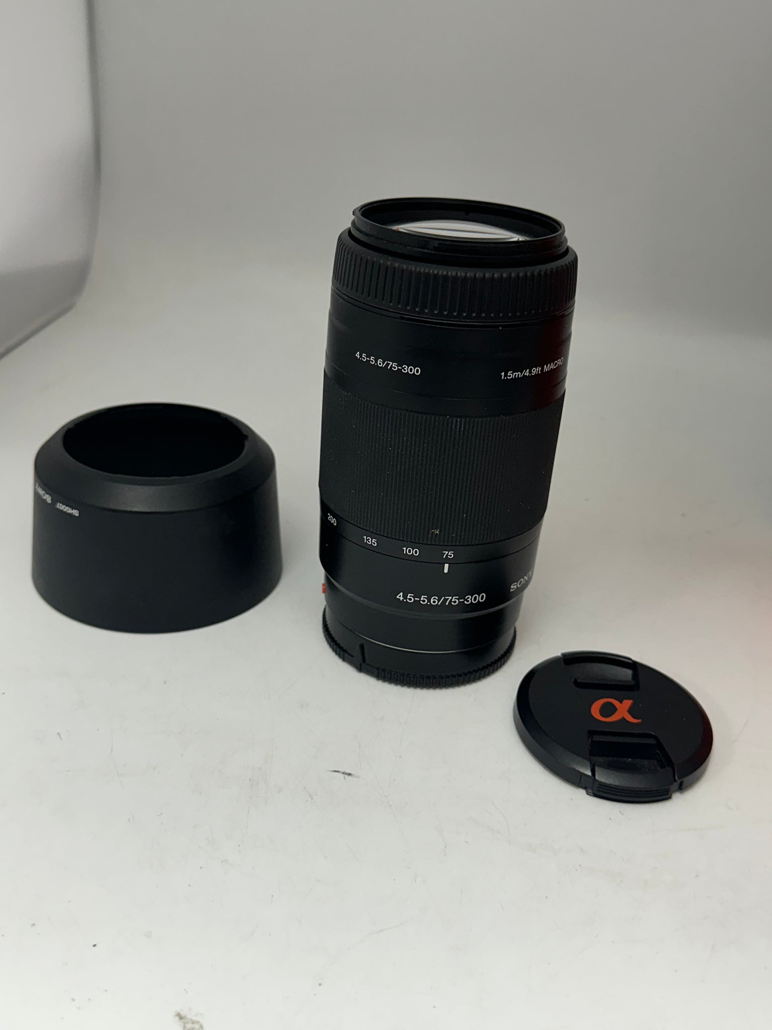 Sony 75-300mm Telephoto Lens F4.5-5.6 for Sony A-Mount SAL75300
